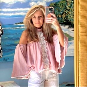 ⭐️HP🎉Anthro’s Flores,Soft Pink Blouse,Wide, Flowing Arms &Tatted Lace High-Neck